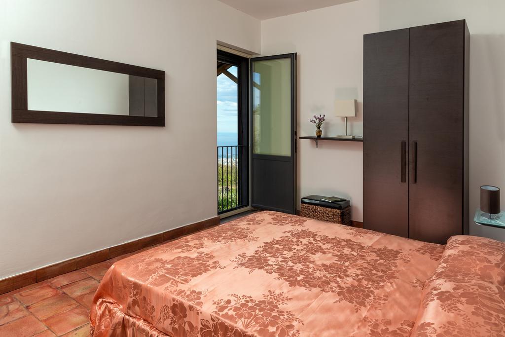 Nake Residenza Artistica SantʼAlfio Quarto foto