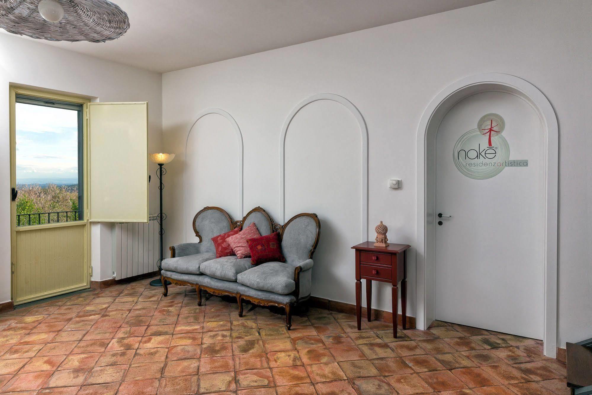 Nake Residenza Artistica SantʼAlfio Exterior foto